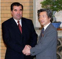 Koizumi agrees to continue supporting Tajikistan